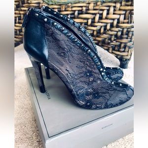 BCBGMAXAZRIA Womens Black Lace High Heel Booties Shoes Size 10